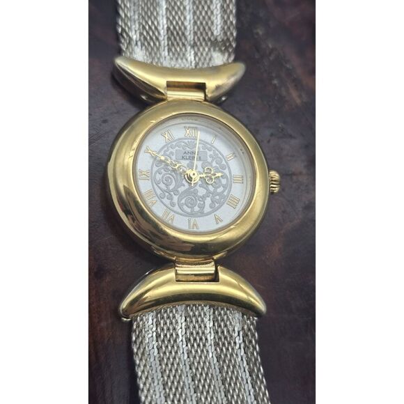 ANNE KLEIN II WOMEN'S Two Tone Mesh BAND WATCH New Battery ~ Vintage - Picture 3 of 14